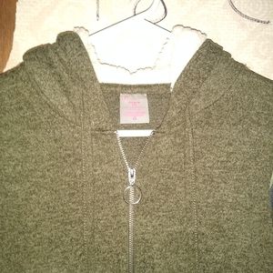 Sweatshirt zip up